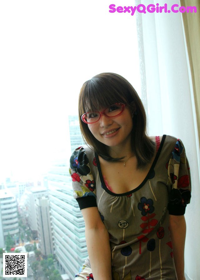 Natsuki Asakura - Dirty Public Parade No.b17328