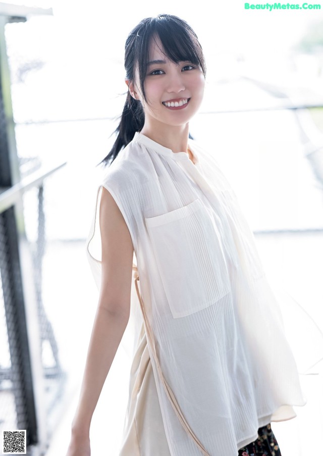 Haruka Kaki 賀喜遥香, Young Jump 2022 No.32 (ヤングジャンプ 2022年32号) No.428523